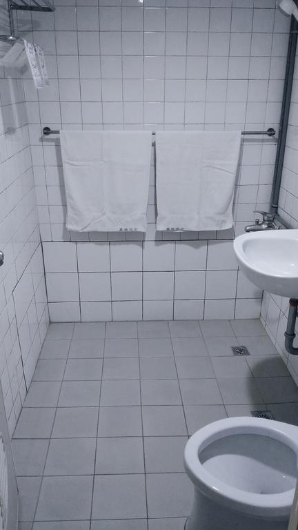 Chia Rong Hostel Tajpej Kültér fotó